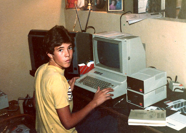 [apple+computer.jpg]
