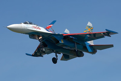 Su-27_Russian_Knights_07.jpg