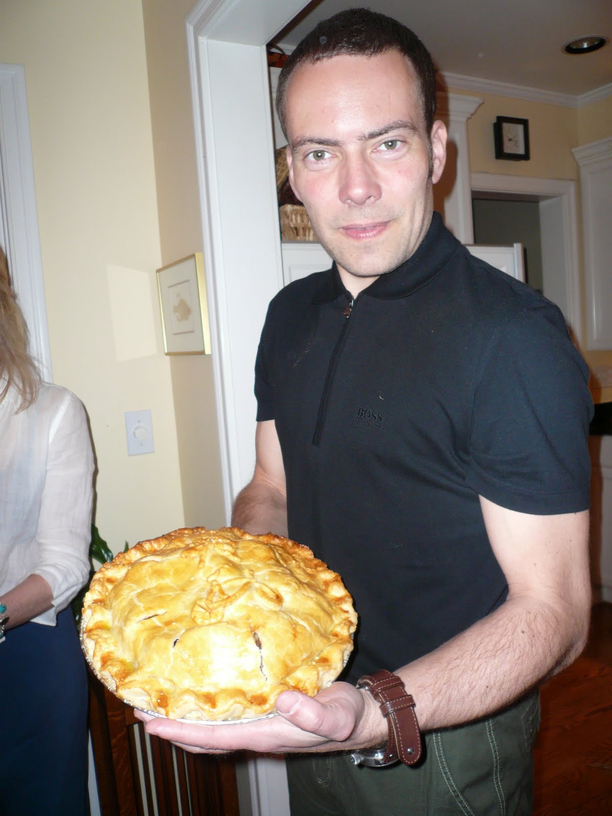 [Marcus+and+his+finished+pie.JPG]