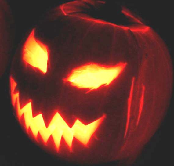 [Halloween_Jack_O_pumpkin_lantern_2003.jpg]