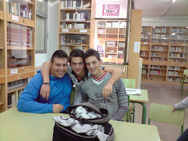 Yo y 2 compañeros