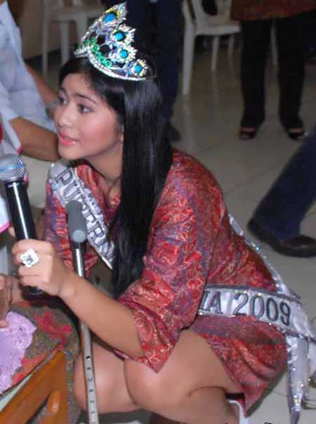 Qory Sandioriva  Putri Indonesia 2010
