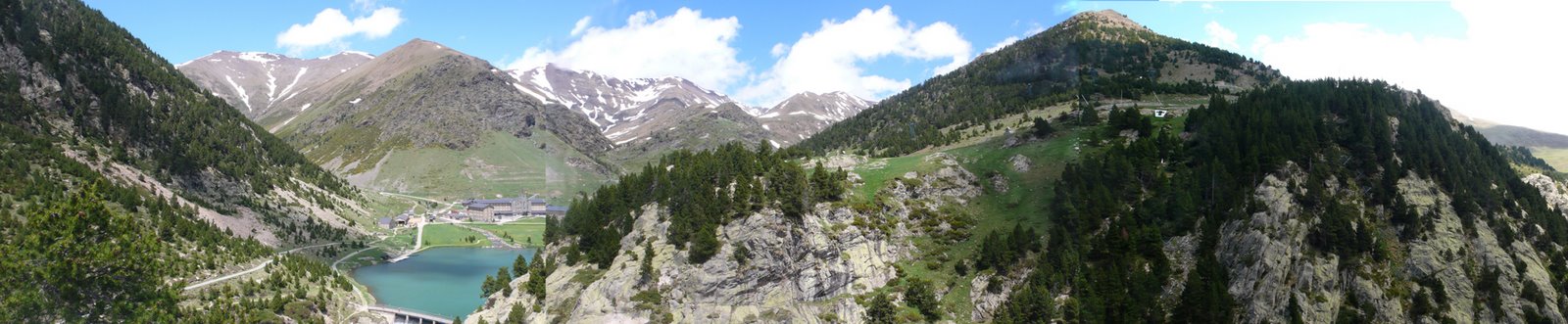 [pyrenees.jpg]