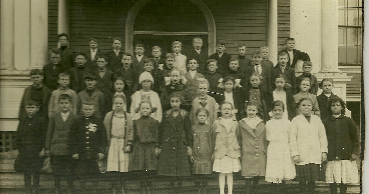 Heirlooms Reunited Group Photo of Students, possibly Eastport, Maine