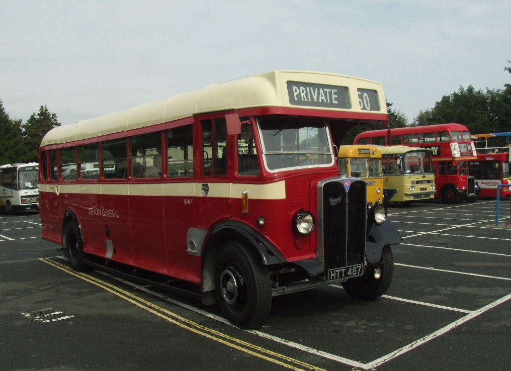 Old Buses Photos