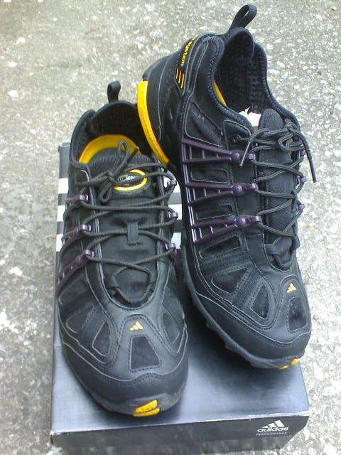 adidas drainage system shoes