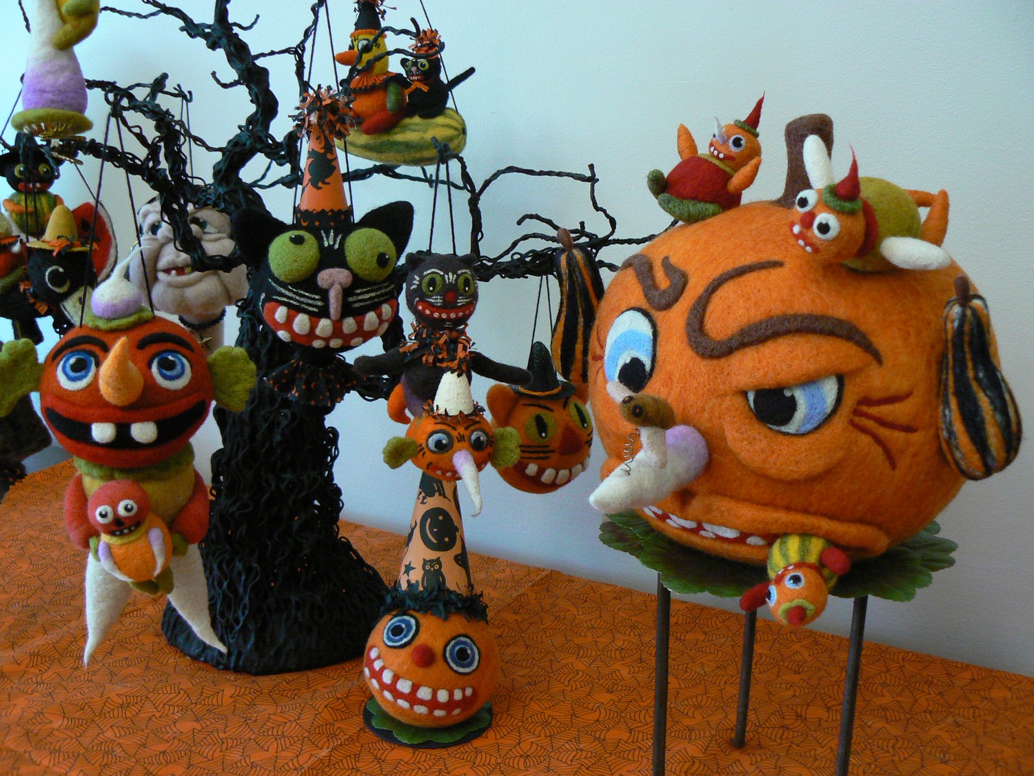 Holiday Folk Art By Debbie Hawkins Needle Felted Halloween Ornaments