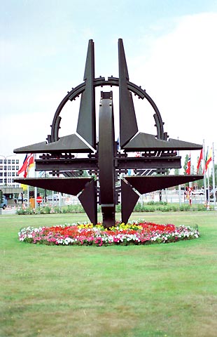 [NATO_headquarters_Bruxelles.jpg]
