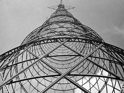 [shukhovtower_1926.jpg]