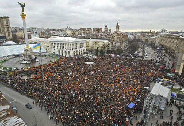 [Ukraine_elections_massprotest.jpg]