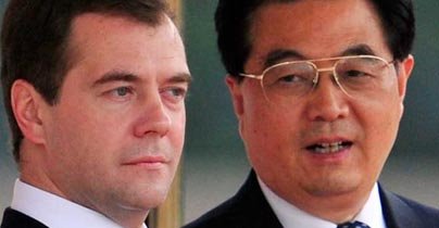 [medvedev-jintao-404_673638c.jpg]
