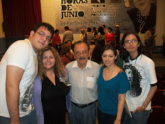 Con el destacado escritor Juan Bañuelos y mis amigos del Café literario del Itson