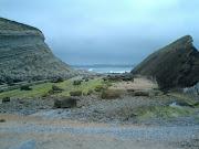 Al fondo se encuentran la Playa de Canallave y la Playa de Valdearenas en el . (playa del madero )