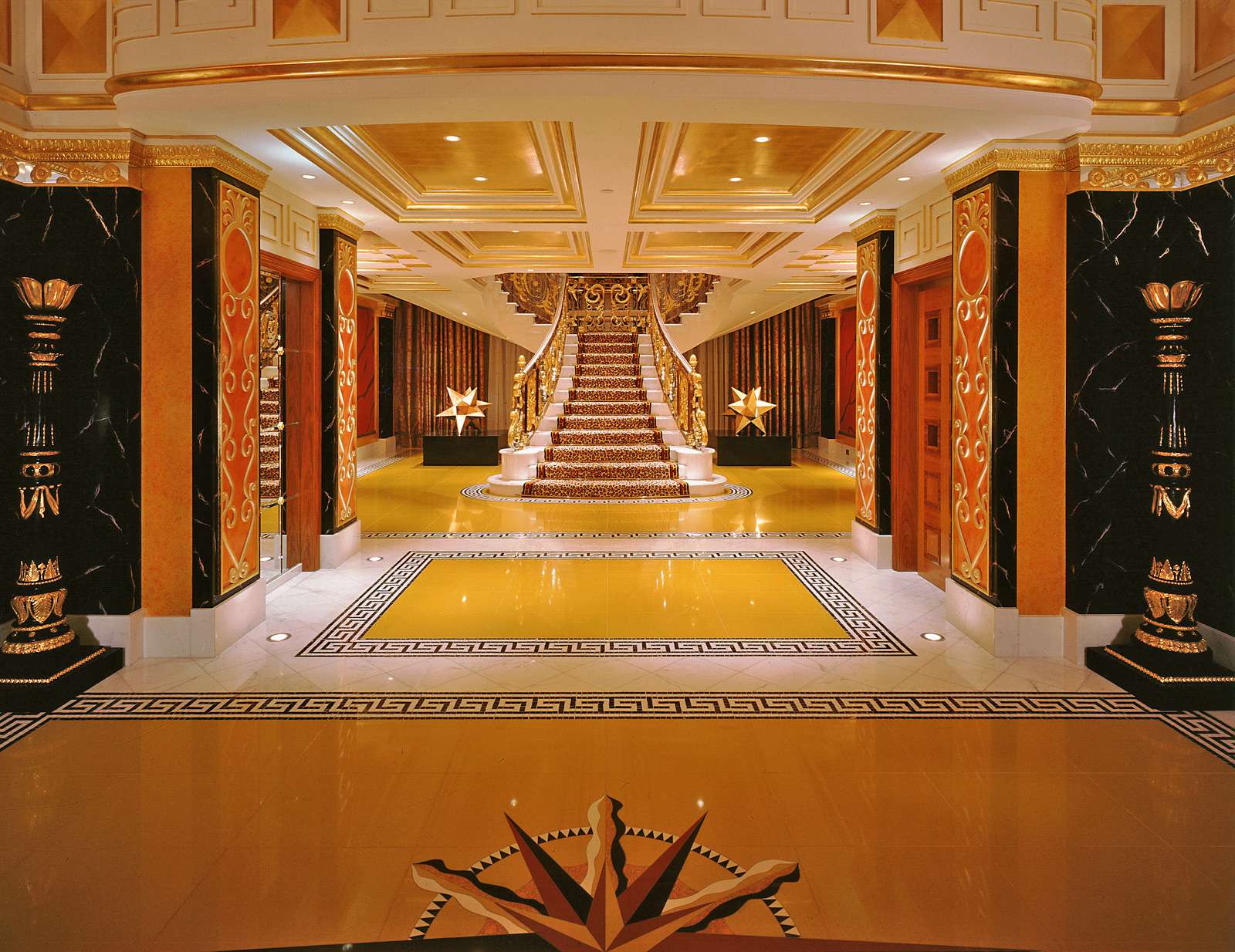 [burj-al-arab-interior-5.jpg]