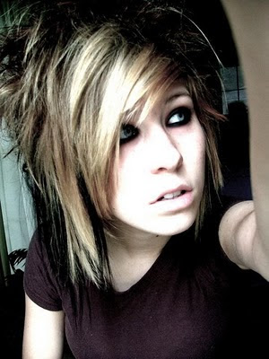 emo hairstyles for girls with short hair and bangs. Scene hair with side angs
