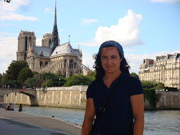 marga sur le bord de la Seine