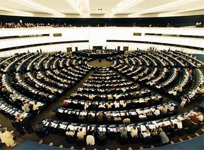 [PARLAMENTO_EUROPEU_-_PLENARIO.jpg]