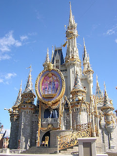 450px-Magic_Kingdom_Cinderella_Castle_50TH.jpg