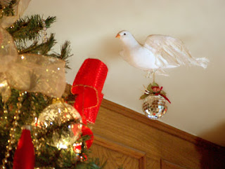 Bird Christmas Tree With Ball