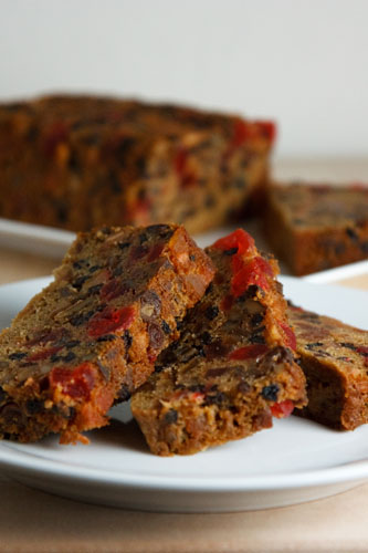 Fruit Cakes are also very popular in Wedding Cakes, these 2 recipes are 