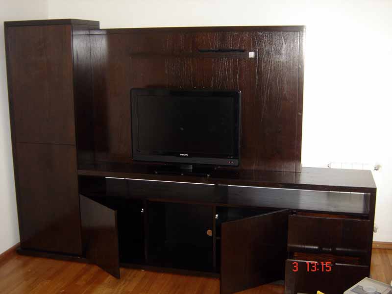 MaderATE/diseño: Mueble en Paraíso color Chocolate