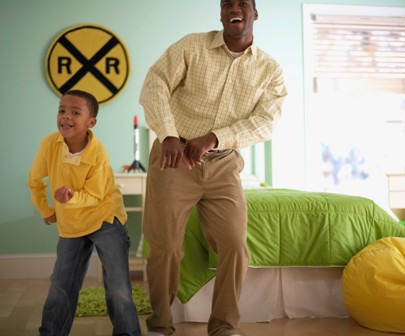Happy families make happy neighbors
