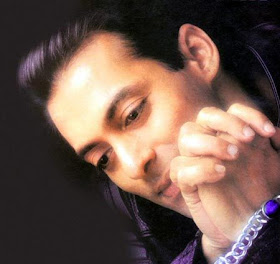 hot Kareena Kapoor and Salman kristen stewart hot bodyguard. hot Kareena Kapoor and Salman