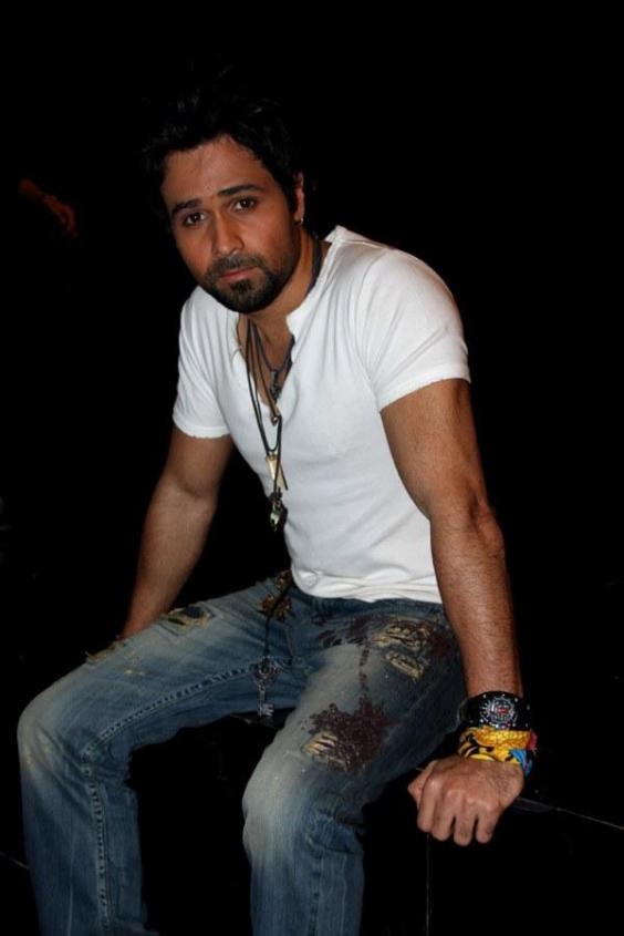 wallpapers of imran hashmi. Emraan+hashmi+in+crook+