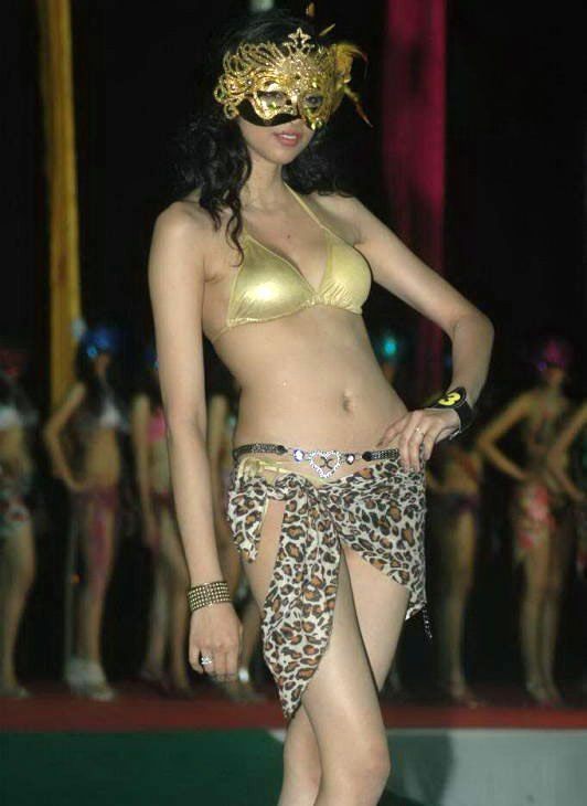 Hot Girls Photos at the Ramp of Indian Princess  Bash  show