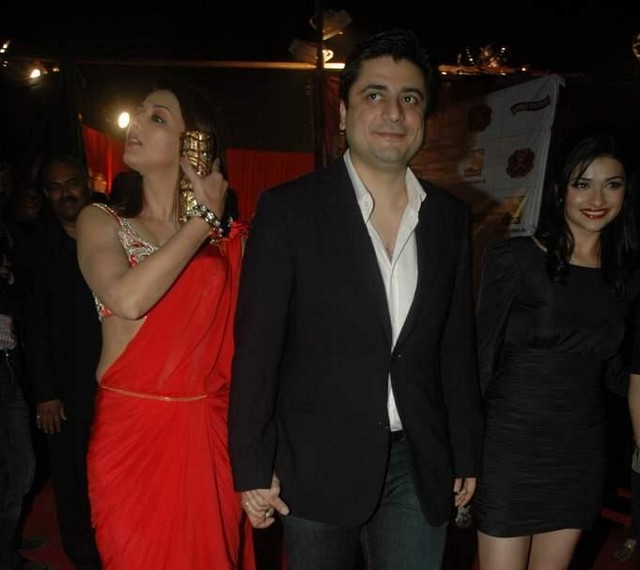 Stardust Awards 2011 Pics - Sonali, Mehr Rampal, Kajol