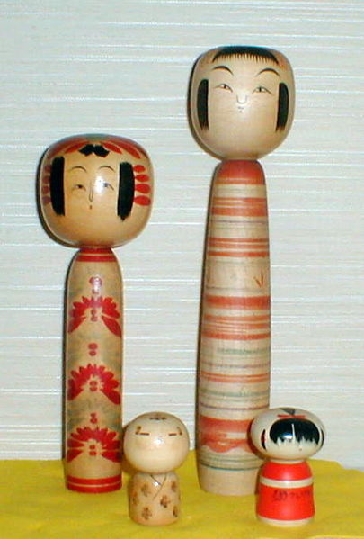 [405px-Kokeshi.JPG]