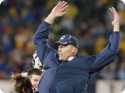 [edsall+hands+in+air.jpg]