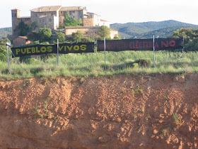 CONTRA LA AUTOPISTA ELÉCTRICA