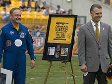 [Astronaut-Mike-Fincke.jpg]