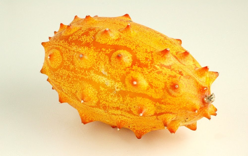 All Natural Katie How to Eat an African Horned Melon (Kiwano)