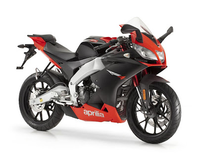 Aprilia Rs4 125. APRILIA RS4 125 2011