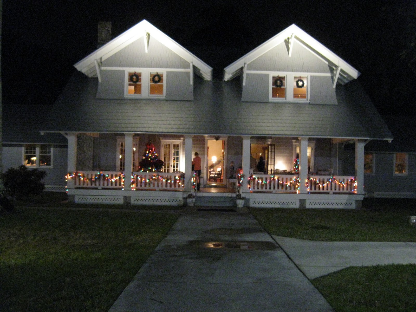 Eclectic Travels The Edison & Ford Estates Holiday Nights