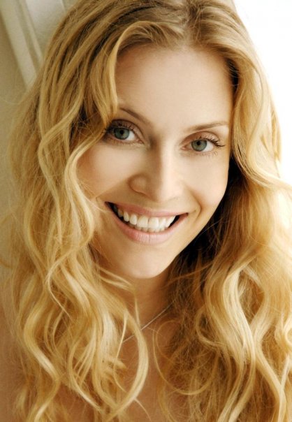 Parabéns Emily Procter