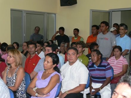 [audiencia+6.JPG]