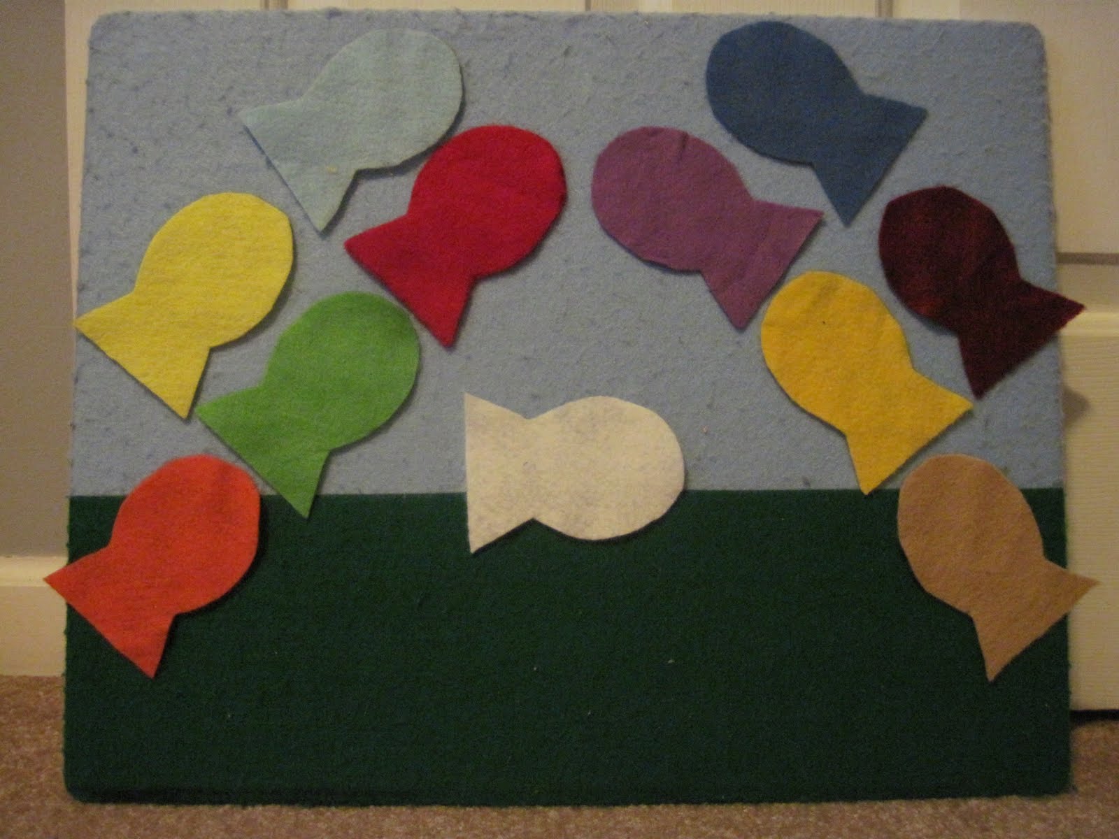 Kids Matter Learning our Colors A felt board game (2)