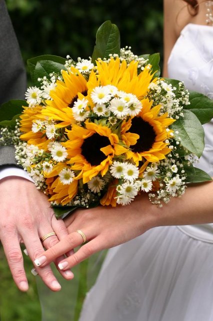 Yellow Sunflowers Wedding Bouquets Ideas