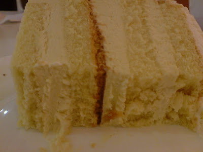 ling239の咖啡花园: 榴槤蛋糕 ~ Durian Cake @ Secret Recipe