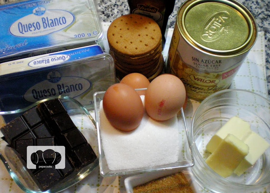 [Tarta-de-chocolate-y-queso---04.jpg]