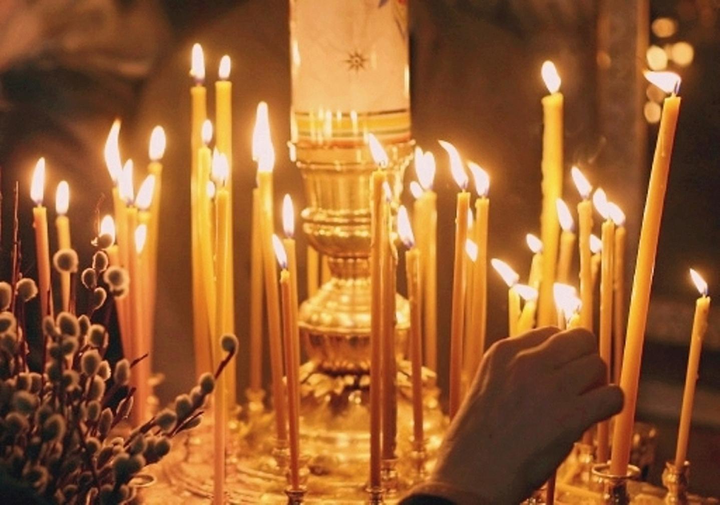 [good_friday_candles.jpg]