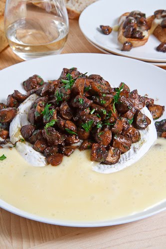 Baked Brie Topped with Mushrooms