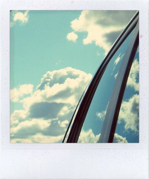 [Polaroid+Nubes.jpg]