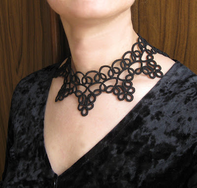 tatted collar 