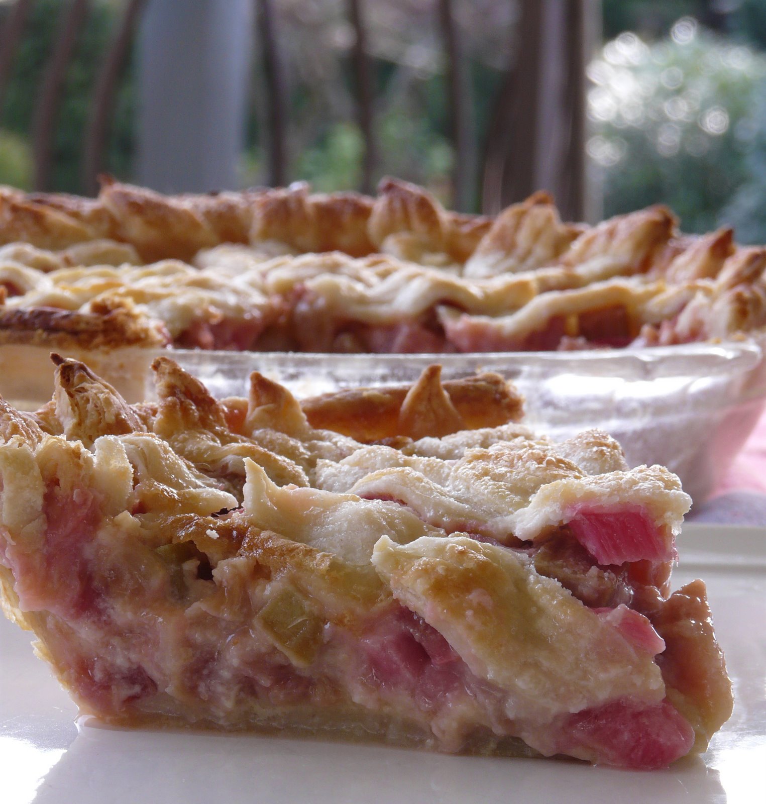 [Rhubarb+Pie+1.jpg]