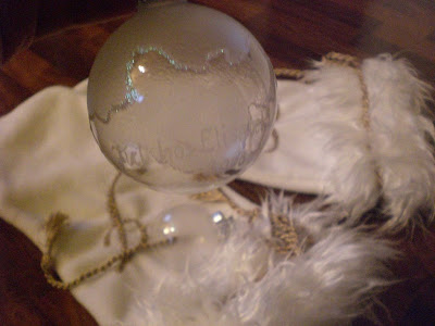 hjemmelaget hvit og gull julestrømpe 