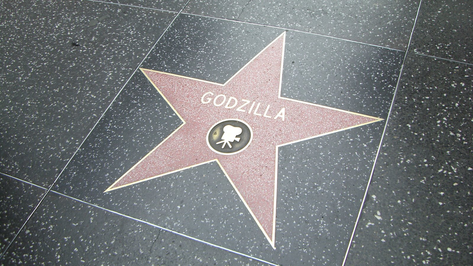 [star+godzilla.JPG]
